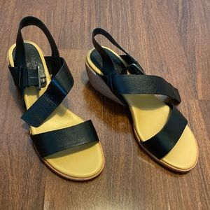 New without tags Kork-Ease black heeled sandals size 10.